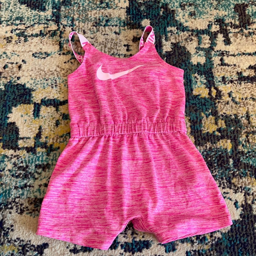 Gently worn Nike jumpsuit 18 month baby girl